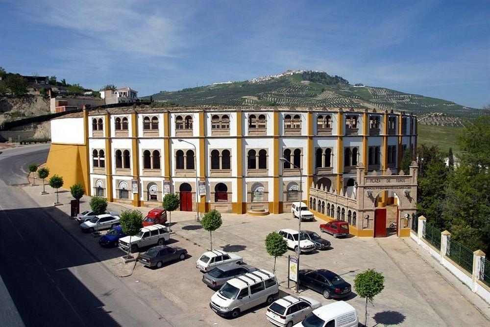 Hotel Plaza Manjon Villanueva Del Arzobispo Bagian luar foto